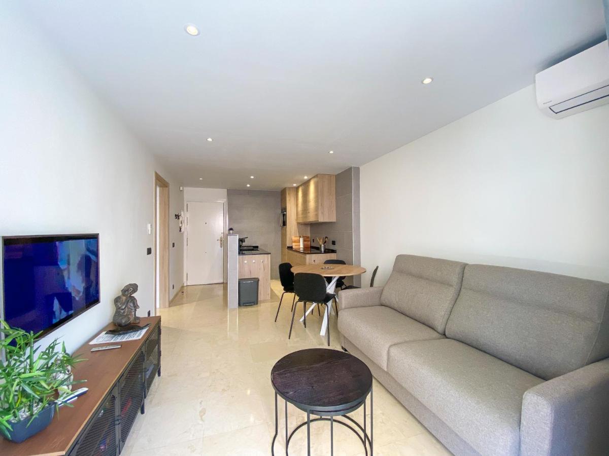 פואנגירולה El Piso - Los Boliches Full Renovated Apartment מראה חיצוני תמונה