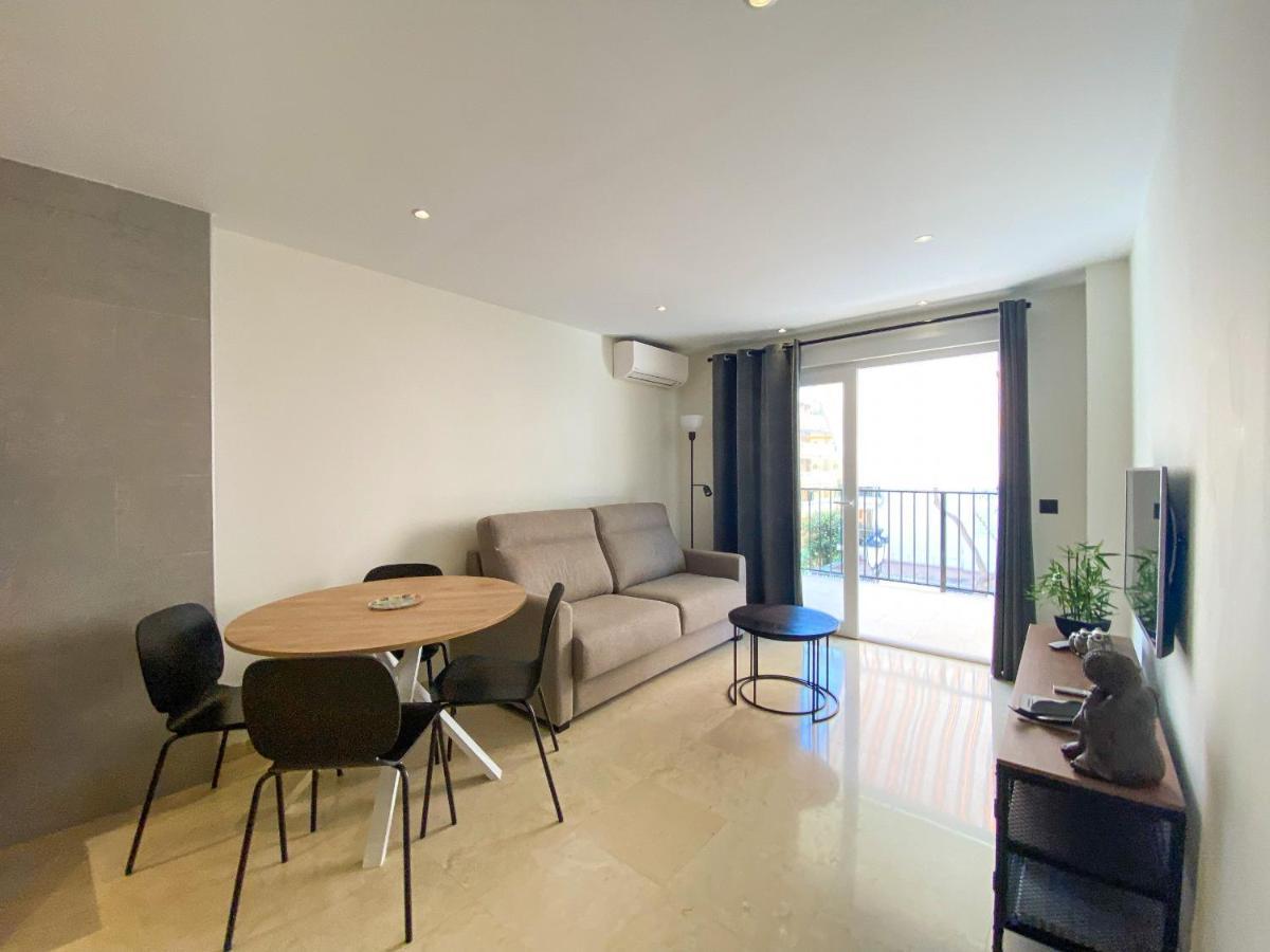 פואנגירולה El Piso - Los Boliches Full Renovated Apartment מראה חיצוני תמונה